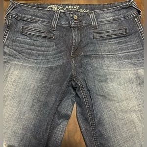 Ariat women’s trousers with slit pockets